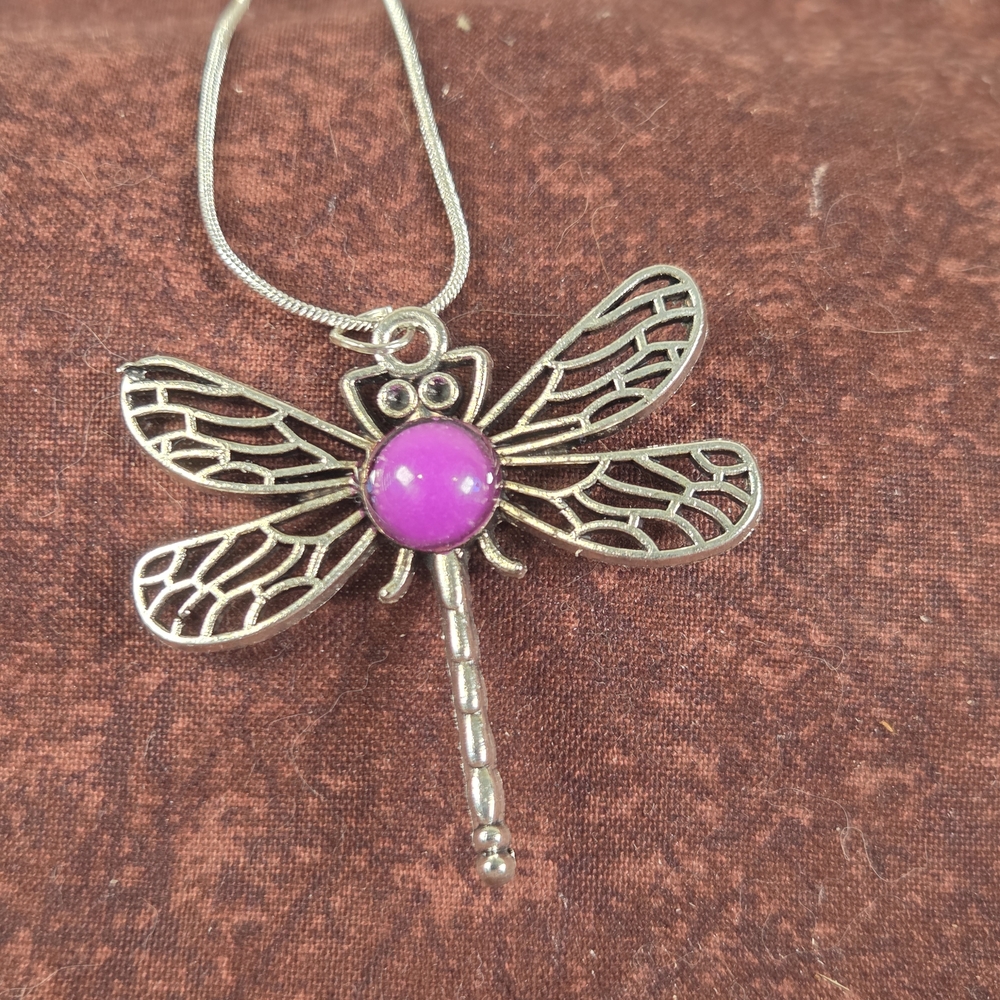 Silver Dragonfly Pendant Necklace with Purple Gem - Picture 1 of 1